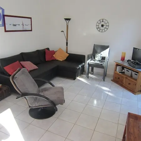 Grande 3 Ch Avec Piscine, Terrasse, Garage - Proche * Valras-Plage